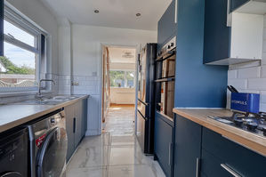 Kitchen- click for photo gallery